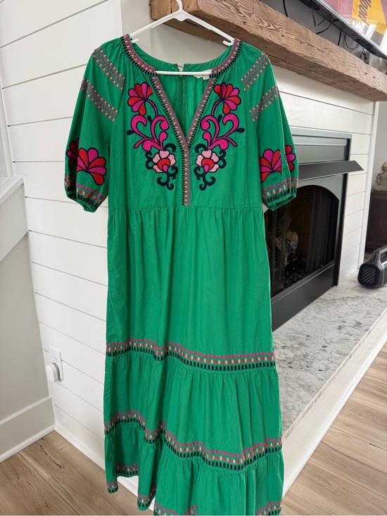 Boden Dresses & Skirts - Boden Green Maxi Dress with Floral Embroidery. Worn only 4 times! Great cond!